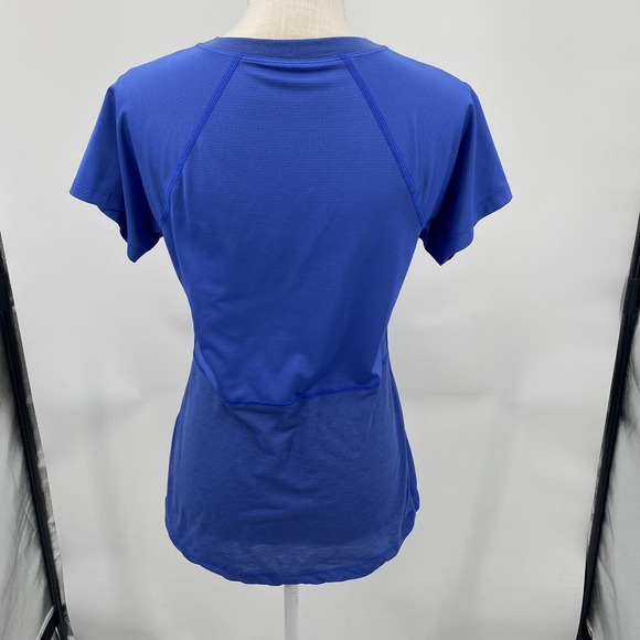 The North Face FlashDry Womens Blue V-Neck Short Sleeve Active Top Size S S/P - Picture 3 of 8